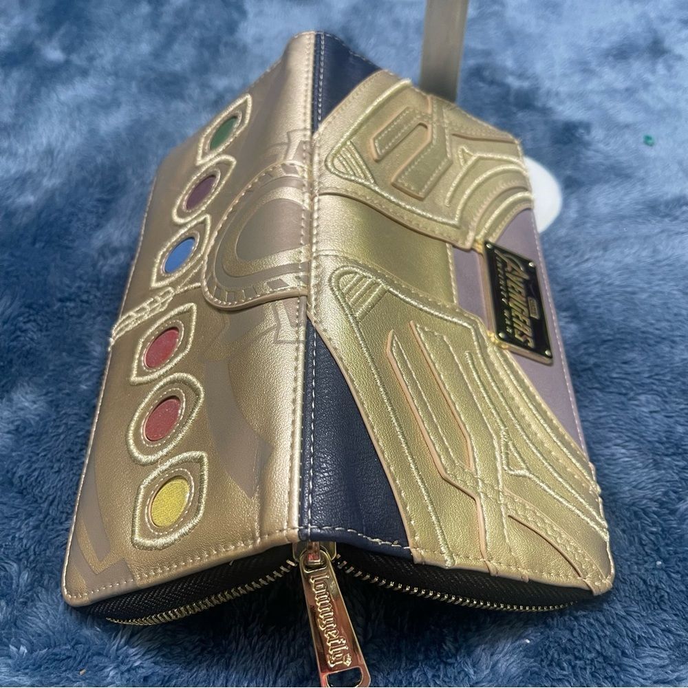 Loungefly x Thanos infinity Barely wallet - Picture 10 of 12